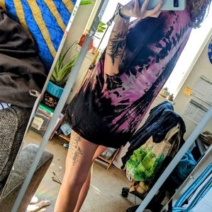 Reverse tie dye